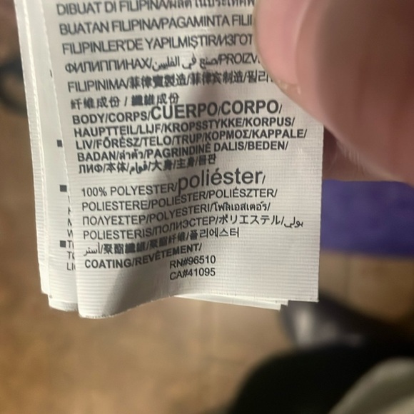 Under Armour Black and Gray Performance Jacket - Picture 14 of 16